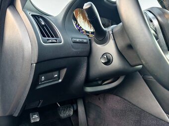 INFINITI Q60 Americký športový elegán s japonským srdcom - 14