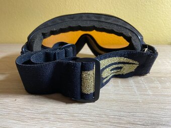 Lyžiarske okuliare. - 14