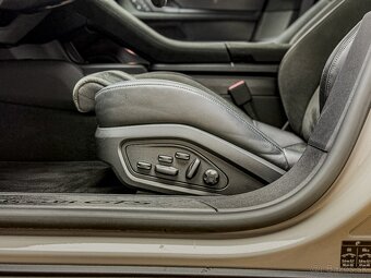 Porsche Taycan GTS Sport Turismo 93.4 kWh - 14