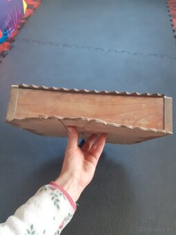 Ľudové drevené police - Podpoľanie - 14