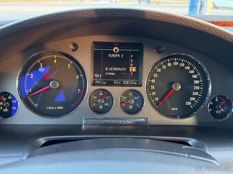 VW PHAETON 4.2 V8 4Motion - 14