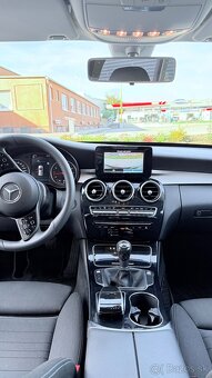 Mercedes C180 kombi 115kw M6 - 14