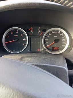 Predám diely na Renault Thalia 1.2 benzín 55kw rok 2009 - 14