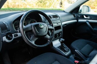Škoda Octavia Combi 1.6 TDI CR DPF Ambiente DSG - 14