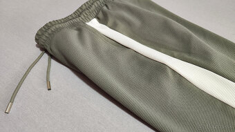 Pánske voľnočasové nohavice olivovo zelené - 14