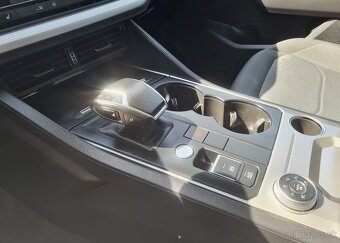 VW TOUAREG 3.0 TDI V6 ELEGANCE 4MOTION / MOŽNÝ OPOČET DPH - 14