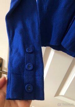 Kráľovsky modrý sveter na gombíky, Anna Scott, S/36 - 14