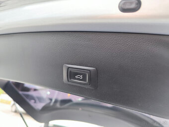 Audi A6 Avant quattro 3.0 TDI rok 2016 - 14