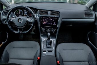 Volkswagen Golf e - 14