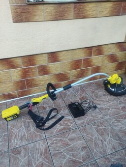 Aku krovinorez karcher 36V - 14