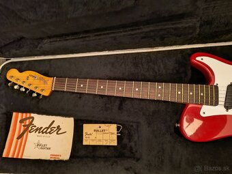 Fender Bullet z roku 1981 – červený „Vyrobené v USA - 14