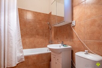 PRENÁJOM BYTU V RODINNOM DOME - SEBEDRAŽIE - 14
