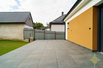 Predaj: Zrekonštruovaný Rodinný Dom 4+1 v Malebnej Obci Divi - 14