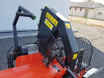 Štiepačka dreva,poloautomat multiforest 7T - 14