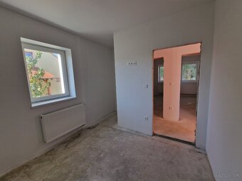 4 izb. rodinný dom v Šintave na 467m2 pozemku na predaj - 14