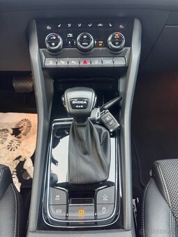 ŠKODA KODIAQ STYLE 4x4 2.0TDI /DSG/VIRTUAL/WEBASTO - 14