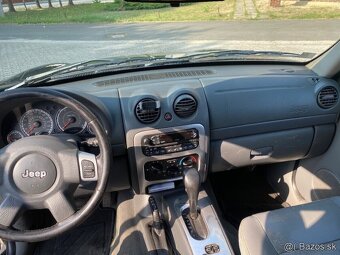 Jeep cherokee kj liberty - 14