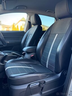 FORD KUGA 2.0 TDCi ST-Line 4x4 - 14