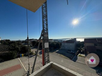 PAG/MANDRE-3i apartmán na 1. poschodí s lodžiou, parkingom a - 14