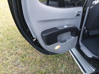 Mitsubishi L200 Mitsubishi L 200 4X4 SSC 1majitel - 14