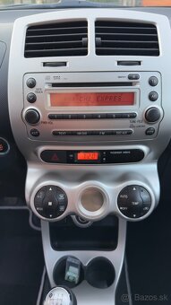 Toyota urban cruiser 1,3 benzin - 14