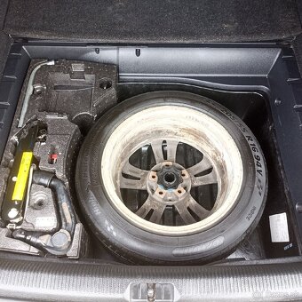 Volkswagen Passat B6 2.0 TDI 103kW DSG - 14