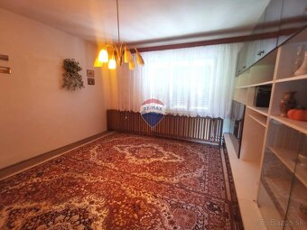 Rodinný dom 6 izieb, 2509m2,  Buzica - 14