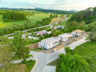 IBA U NÁS 4i rodinný dom s garážou a pozemkom 830m2, PB - 14