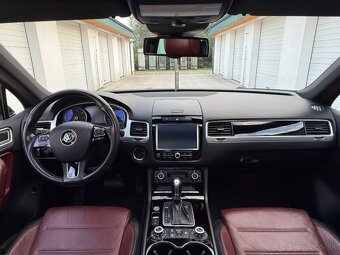 VW Touareg 3.0 V6 TDI Exclusive - 14