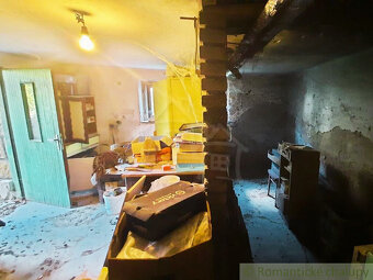 Rodinný dom s veľkou dielňou a priestranným pozemkom v krá - 14