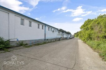 IHNEĎ VOĽNÉ | Priestranné skladové priestory so zázemím - 14