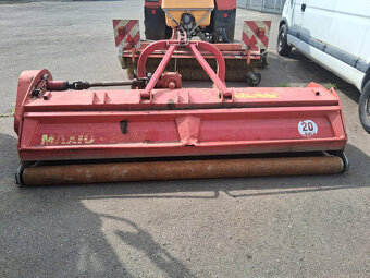 Predám príslušenstvo k traktoru - 14