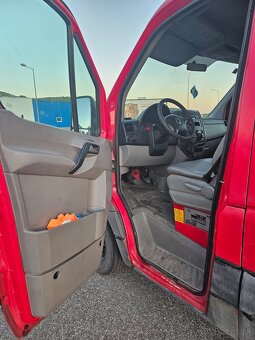 Volkswagen Crafter 2.5tdi - 14