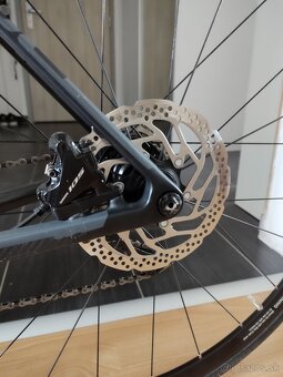 Karbonový cestný bicykel CUBE Attain GTC SL Disc - 14