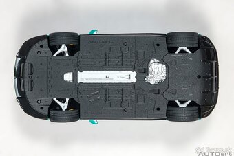 LAMBORGHINI HURACAN EVO 2018 – 1:18 AUTOART - 14