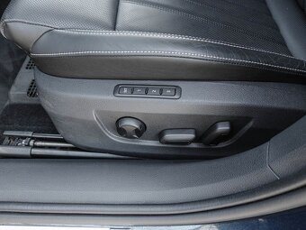 Skoda Superb Combi 2.0 TDI DSG Laurin & Klement - 14