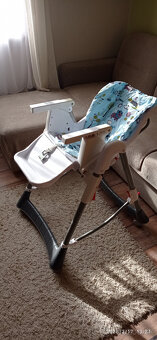 Stolička na krmenie - 14