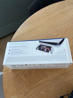 PlayStation Portal + ochranný obal a bluetooth transmitter - 14