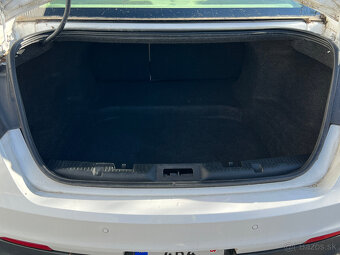 Ford Taurus 3.5V 6, benzín, 2015, 1.majitel - 14