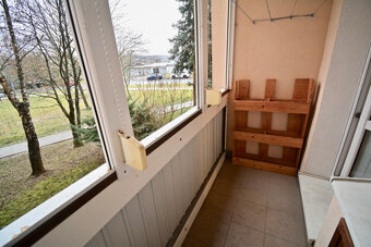 Útulný 3-izbový byt s loggiou v Lučenci so zariadením - 14