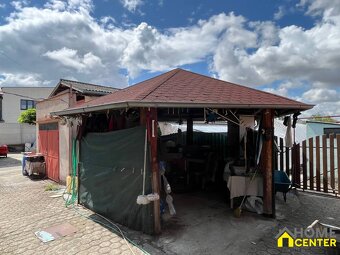 NA PREDAJ Rodinný dom s rozľahlým pozemkom /cca 3000 m²/ v K - 14