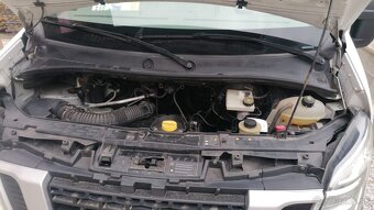 Nissan NV400 - 14