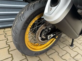 Suzuki DL 1000 V Strom XT REZERVOVANÉ - 14