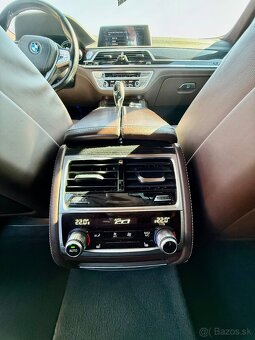 BMW Rad  7 740D Xdrive A/T - 14