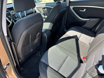 Hyundai i30 1.4i MPI DOHC CVVT Comfort - 14