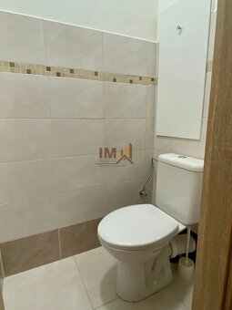 NA PRENÁJOM MODERNÝ ZREKONŠTRUOVANÝ 3i BYT S VEĽKÝM BALKÓNOM - 14