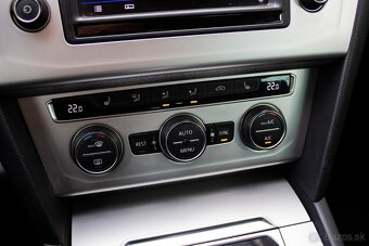 Volkswagen Passat Variant 2.0 TDI BMT Comfortline DSG - 14