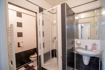 Prenájom/Predaj exkluzívneho viacúčelového domu v Bernolákov - 14