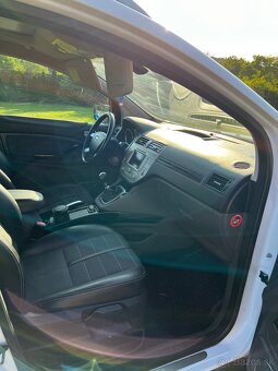 Ford Kuga 4x4 2,0TDCI Titanium,Ťažné zariadenie. - 14
