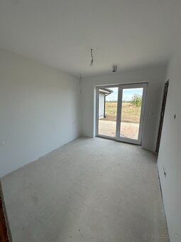 Predaj 4 izbový RD s garážou novostavba - Cífer, Pác - 14